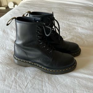 Dr Martens 1460 Boots